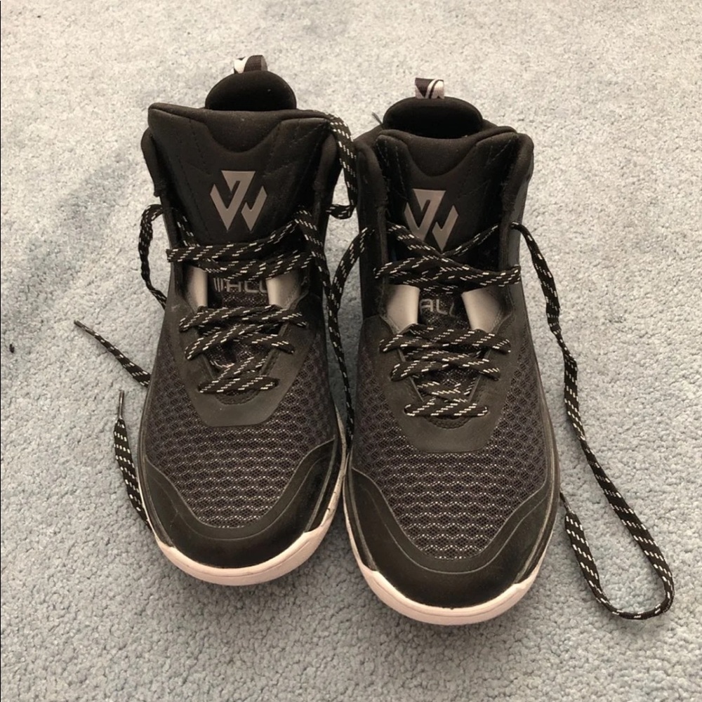 John Wall Men’s Basketball Shoes